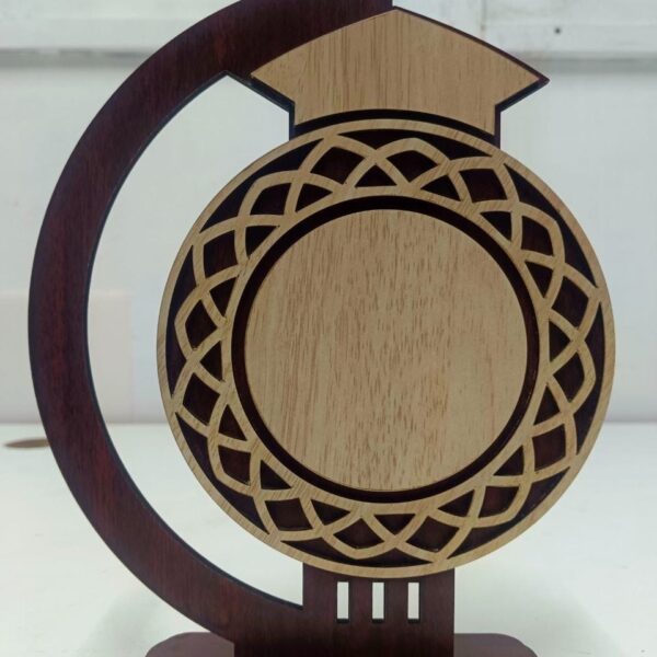 Personalized trophies by Kustom Krfat